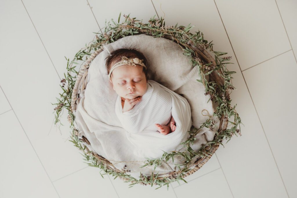 which-lens-for-newborn-photography