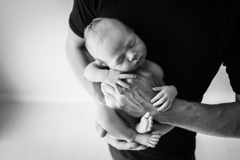 natural warrnambool newborn photography in dads arms