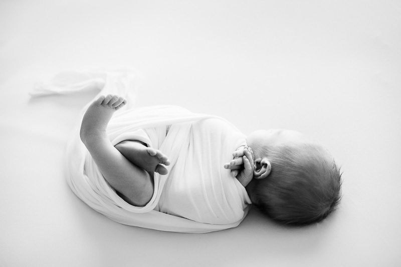 simple pure newborn photography in Warrnambool